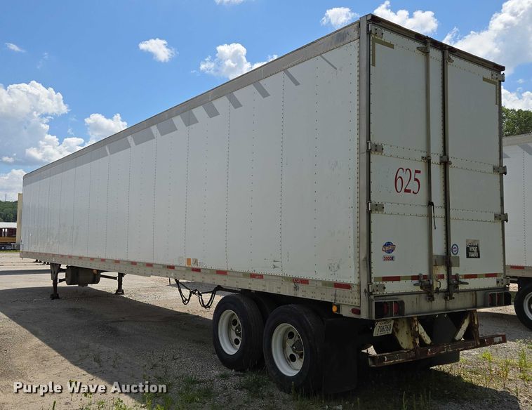 image for item EF1660 2006 Utility Trailer MFG Inc. VS2RA refrigerated van trailer