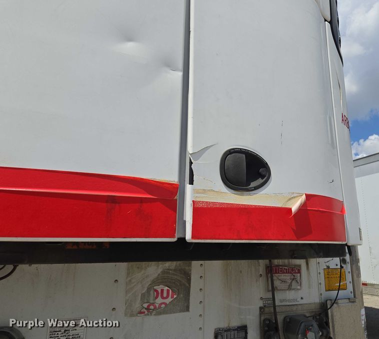 image for item EF1660 2006 Utility Trailer MFG Inc. VS2RA refrigerated van trailer