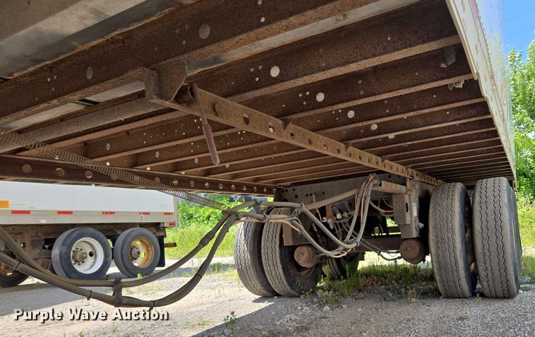 image for item EF1660 2006 Utility Trailer MFG Inc. VS2RA refrigerated van trailer