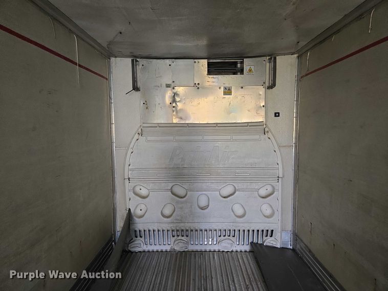 image for item EF1660 2006 Utility Trailer MFG Inc. VS2RA refrigerated van trailer