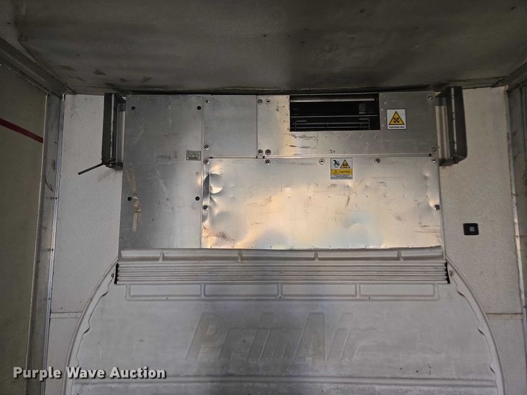 image for item EF1660 2006 Utility Trailer MFG Inc. VS2RA refrigerated van trailer