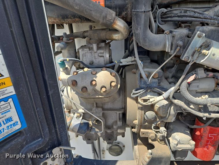 image for item EF1660 2006 Utility Trailer MFG Inc. VS2RA refrigerated van trailer