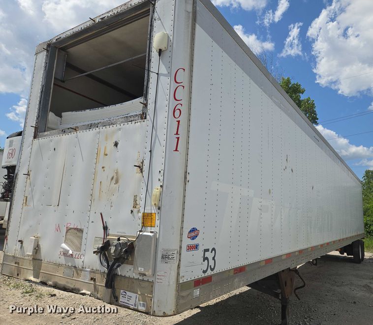 image for item EF1661 2005 Utility Trailer MFG Co. VS2RA refrigerated van trailer