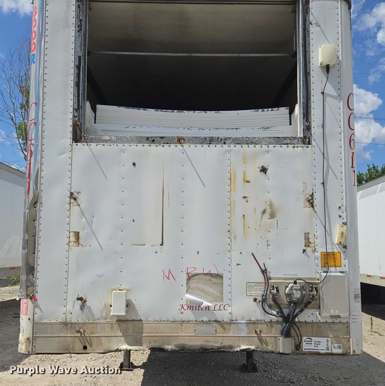 image for item EF1661 2005 Utility Trailer MFG Co. VS2RA refrigerated van trailer