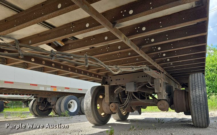 image for item EF1661 2005 Utility Trailer MFG Co. VS2RA refrigerated van trailer