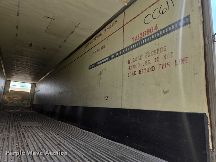 image for item EF1661 2005 Utility Trailer MFG Co. VS2RA refrigerated van trailer