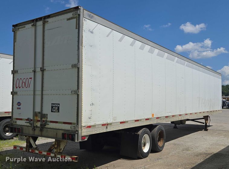 image for item EF1662 2006 Utility Trailer MFG Co. refrigerated van trailer