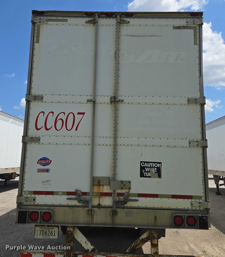 image for item EF1662 2006 Utility Trailer MFG Co. refrigerated van trailer