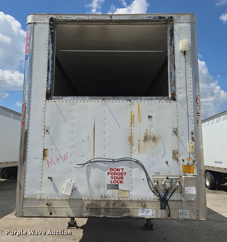 image for item EF1662 2006 Utility Trailer MFG Co. refrigerated van trailer