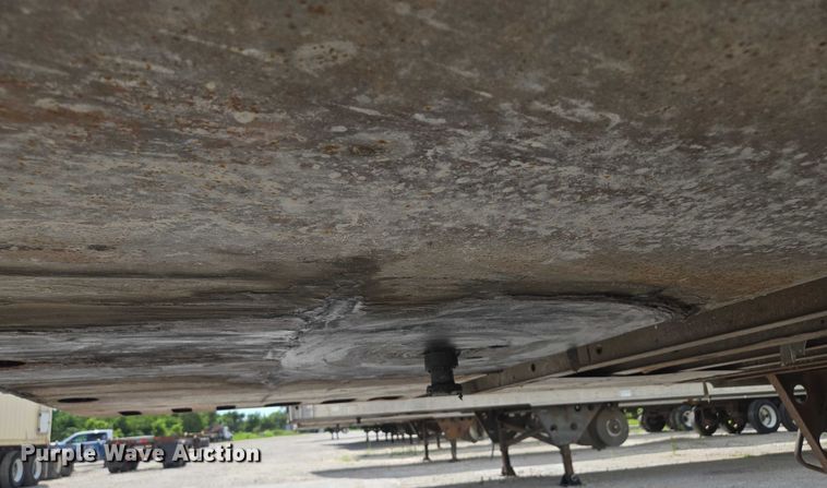 image for item EF1662 2006 Utility Trailer MFG Co. refrigerated van trailer