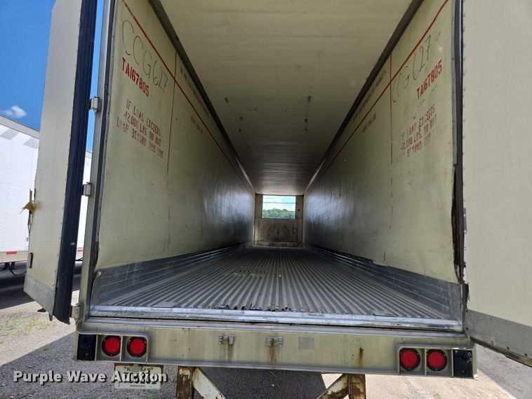 image for item EF1662 2006 Utility Trailer MFG Co. refrigerated van trailer