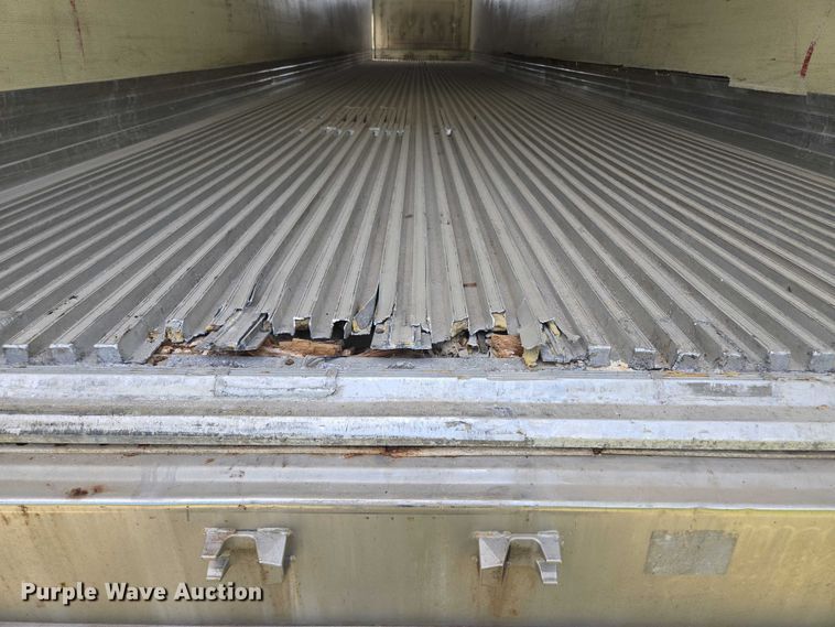 image for item EF1662 2006 Utility Trailer MFG Co. refrigerated van trailer