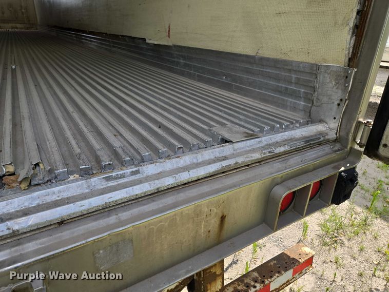 image for item EF1662 2006 Utility Trailer MFG Co. refrigerated van trailer