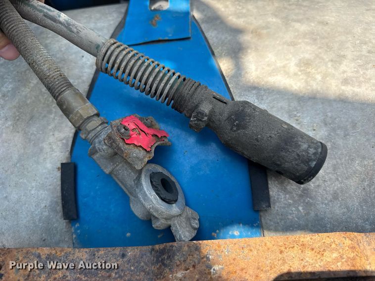 image for item EF2091 2013 Volvo  VNL semi truck