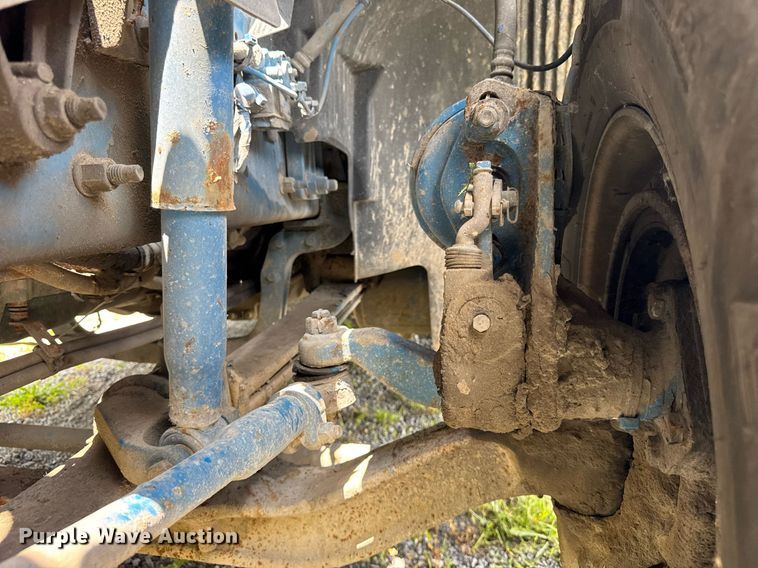 image for item EF2091 2013 Volvo  VNL semi truck