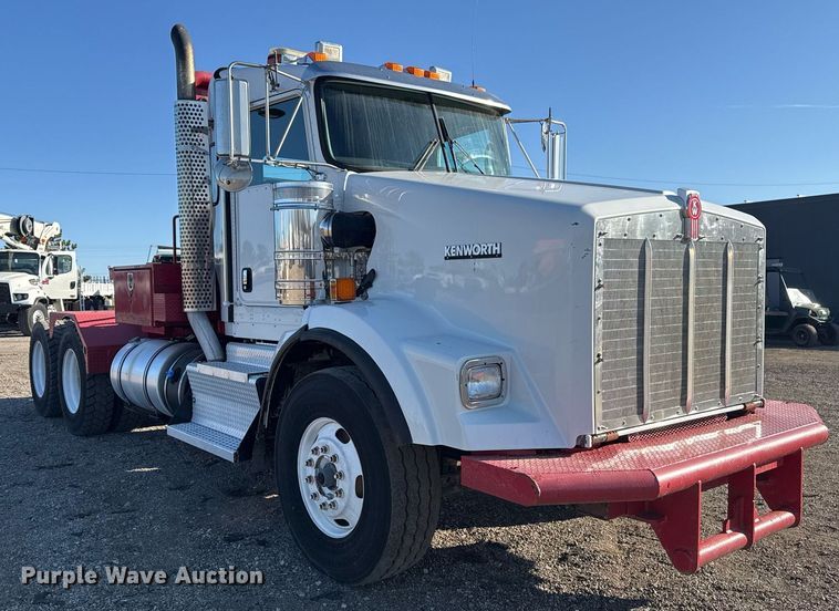 image for item EG2394 2012 Kenworth T800 winch truck