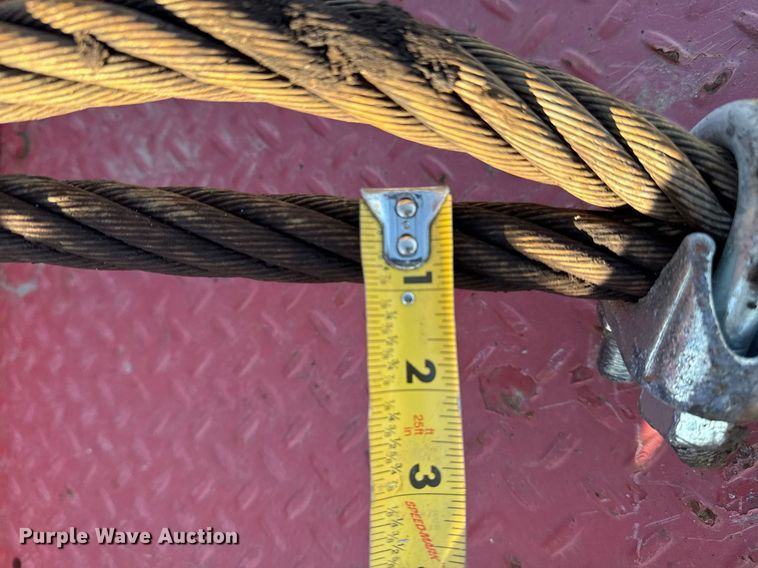 image for item EG2394 2012 Kenworth T800 winch truck