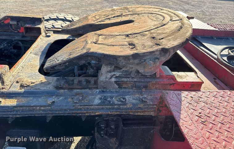 image for item EG2394 2012 Kenworth T800 winch truck