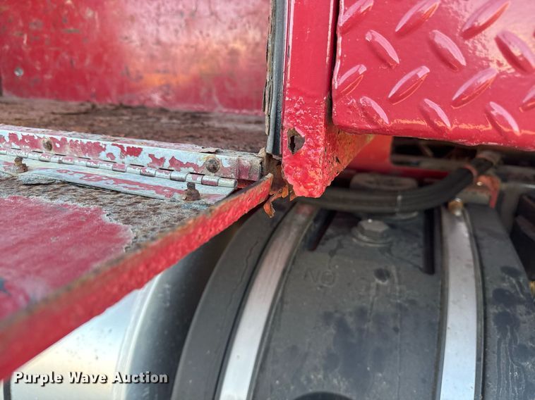 image for item EG2394 2012 Kenworth T800 winch truck