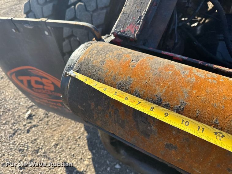 image for item EG2394 2012 Kenworth T800 winch truck