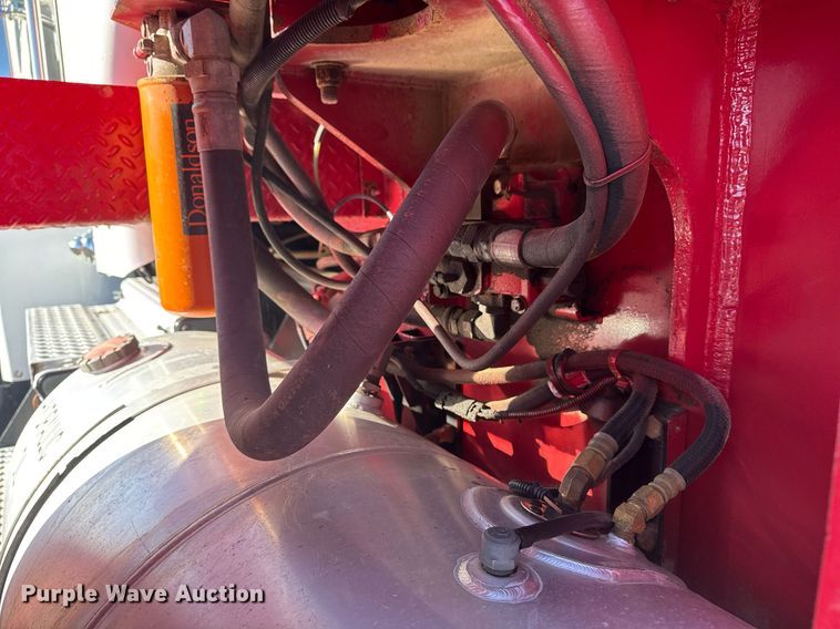 image for item EG2394 2012 Kenworth T800 winch truck