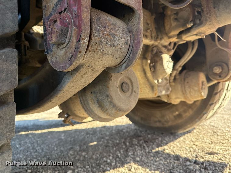 image for item EG2394 2012 Kenworth T800 winch truck