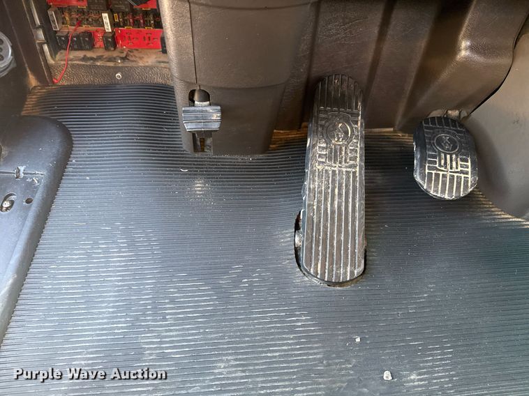 image for item EG2394 2012 Kenworth T800 winch truck