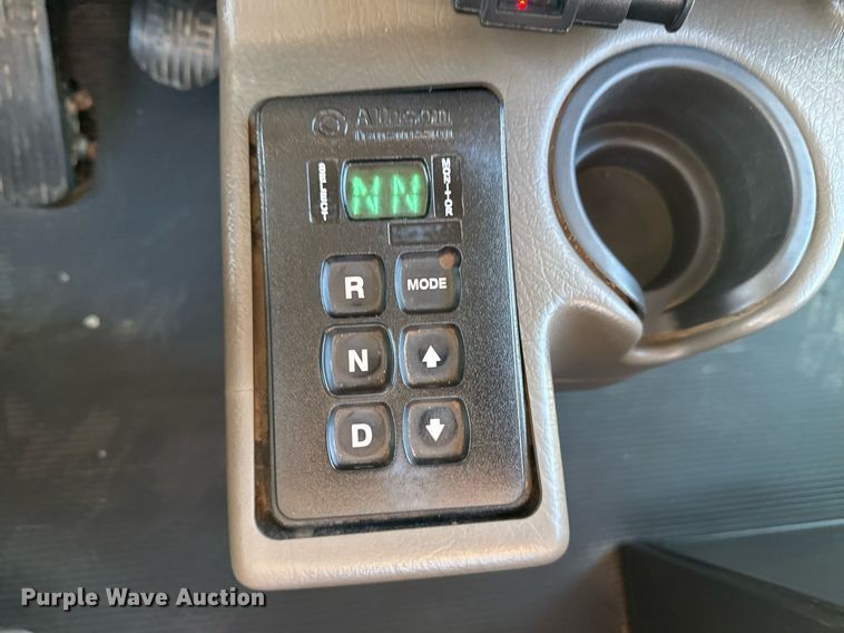 image for item EG2394 2012 Kenworth T800 winch truck