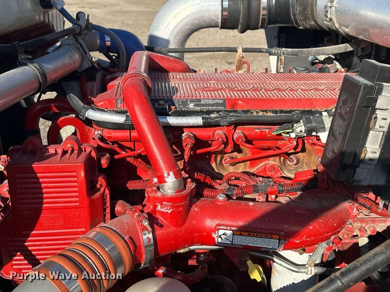 image for item EG2394 2012 Kenworth T800 winch truck