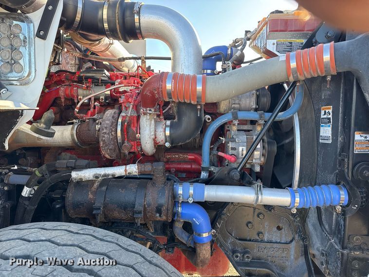 image for item EG2394 2012 Kenworth T800 winch truck