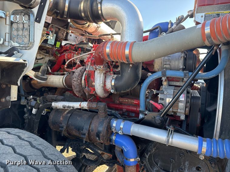 image for item EG2394 2012 Kenworth T800 winch truck