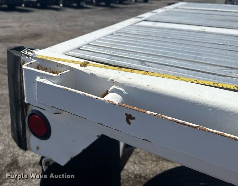 image for item EG5935 1996 Transcraft pipe trailer