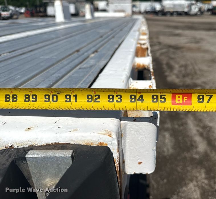 image for item EG5935 1996 Transcraft pipe trailer