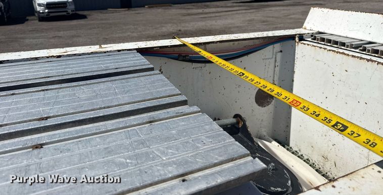 image for item EG5935 1996 Transcraft pipe trailer