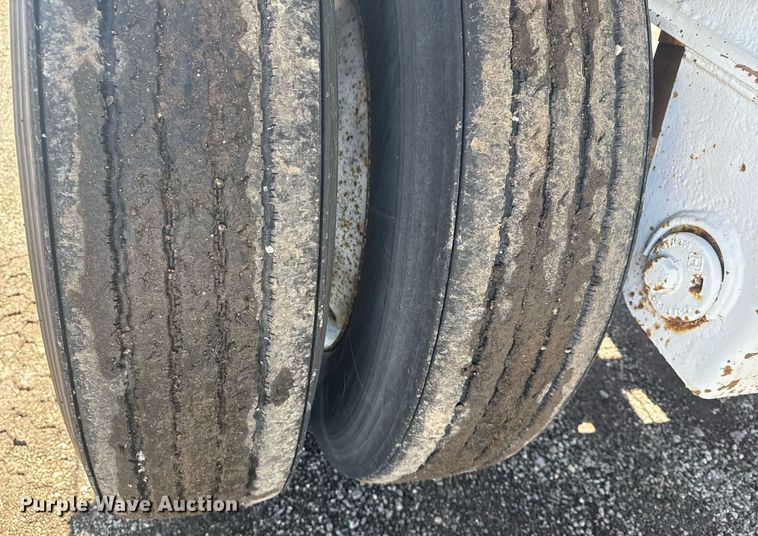 image for item EG5935 1996 Transcraft pipe trailer