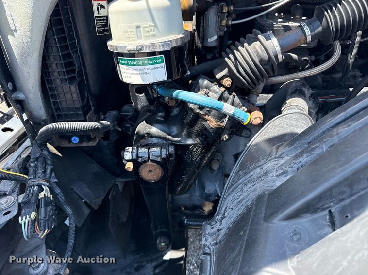 image for item EG5941 2002 Freightliner Century Class semi truck