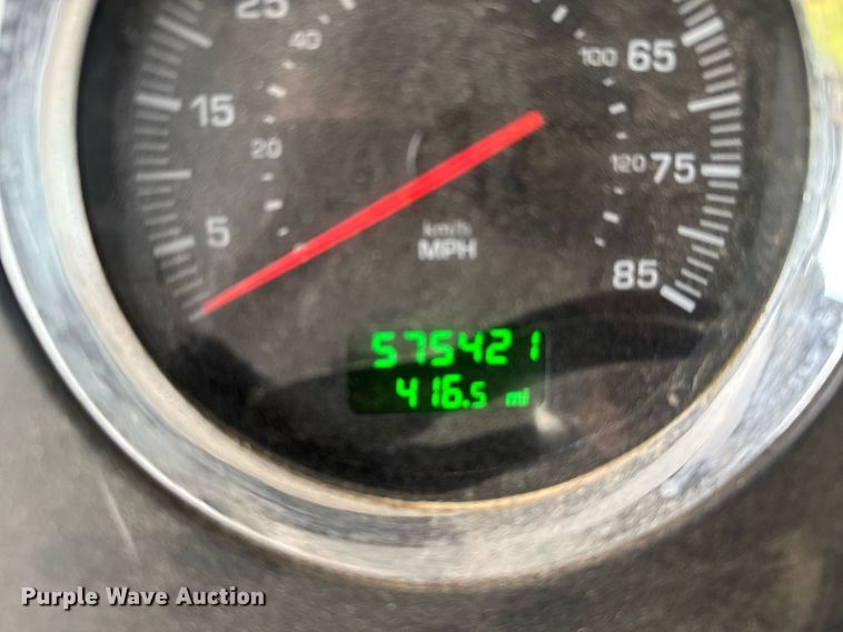 image for item EG6593 2010 Kenworth T800 semi truck