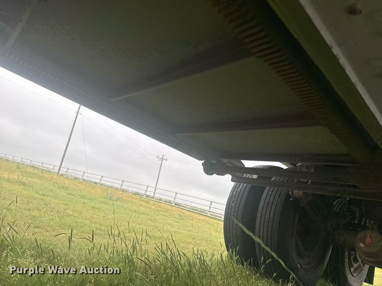image for item EG6594 2011 Dakota grain trailer