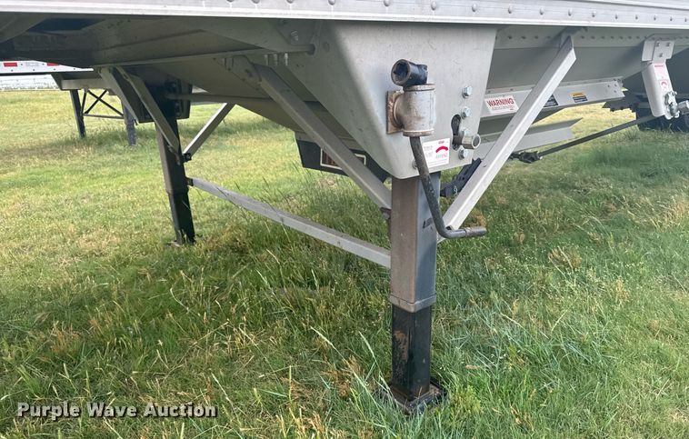 image for item EG6595 2017 Timpte grain trailer