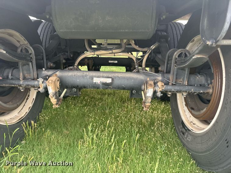 image for item EG6595 2017 Timpte grain trailer