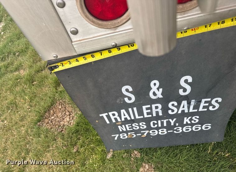 image for item EG6595 2017 Timpte grain trailer