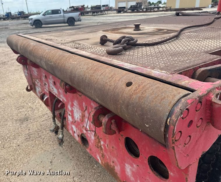 image for item EG6614 1991 International 7100 winch truck