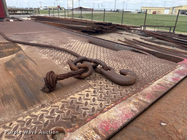 image for item EG6614 1991 International 7100 winch truck