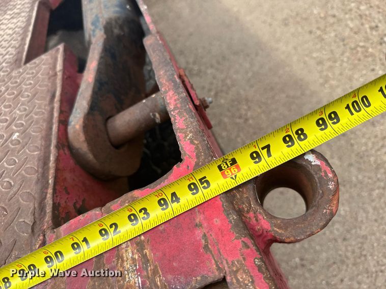 image for item EG6614 1991 International 7100 winch truck