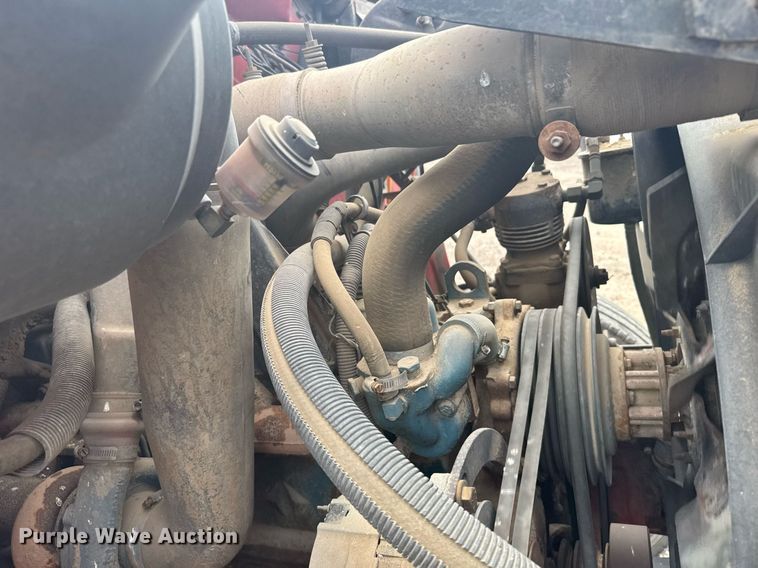 image for item EG6614 1991 International 7100 winch truck