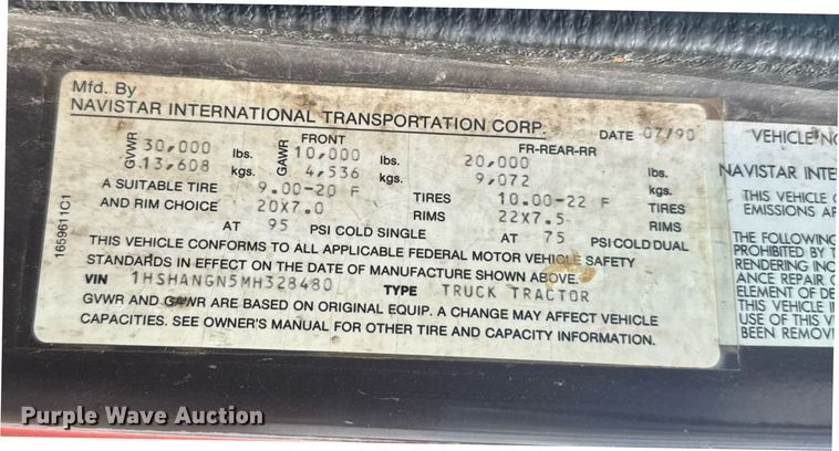 image for item EG6614 1991 International 7100 winch truck