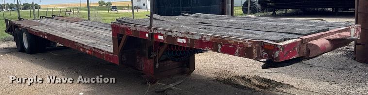 image for item EG6617 1977 Fontaine drop deck equipment trailer
