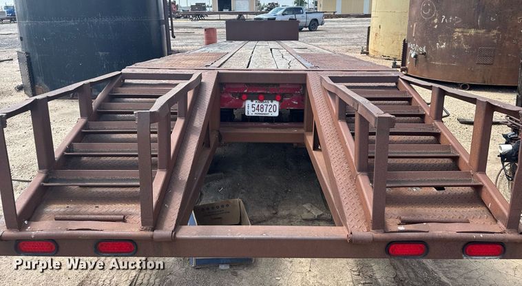 image for item EG6617 1977 Fontaine drop deck equipment trailer