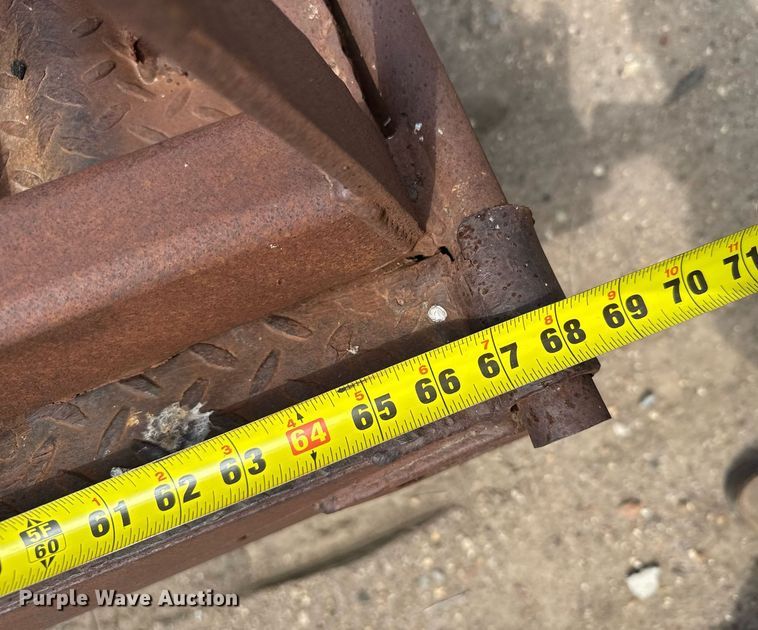 image for item EG6617 1977 Fontaine drop deck equipment trailer