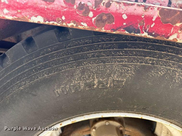 image for item EG6617 1977 Fontaine drop deck equipment trailer